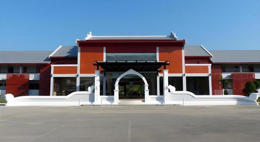 The Impress Nan Hotel Exterior foto